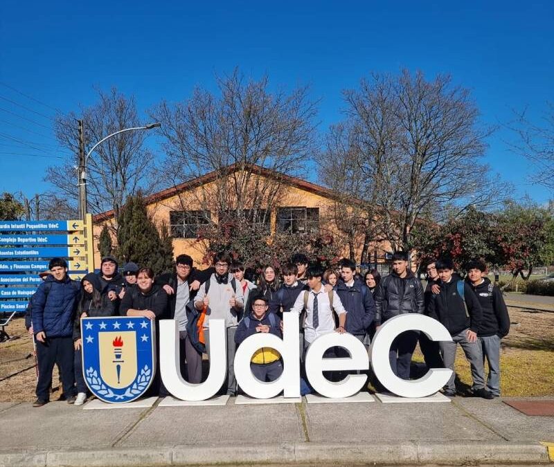 Estudiantes del Liceo Bicentenario Visitan la Universidad de Concepción, Sede Chillán