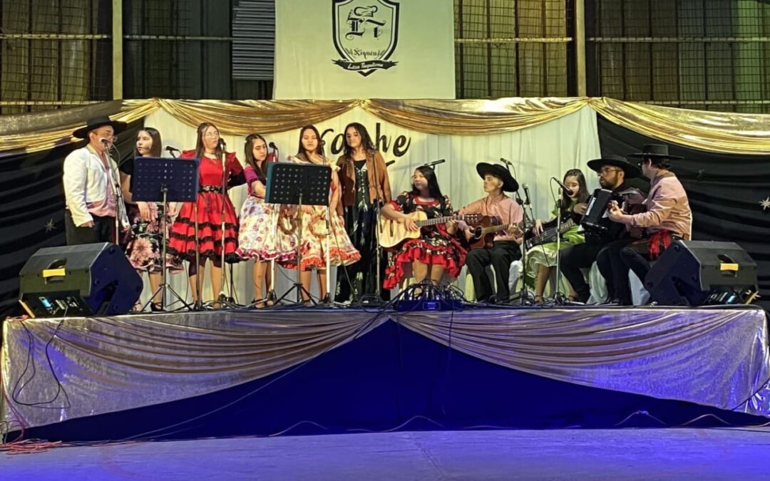 Destacada Participación del Taller de Danzas Folclóricas en el Festival «La Noche de San Juan»