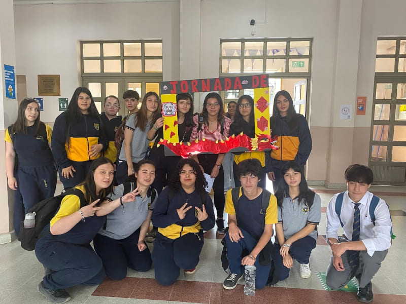 Éxito en la Jornada de Chino Mandarín en el Liceo Bicentenario Marta Brunet Cávares